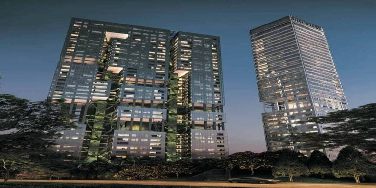 nouvel-18-main-facade.jpg
